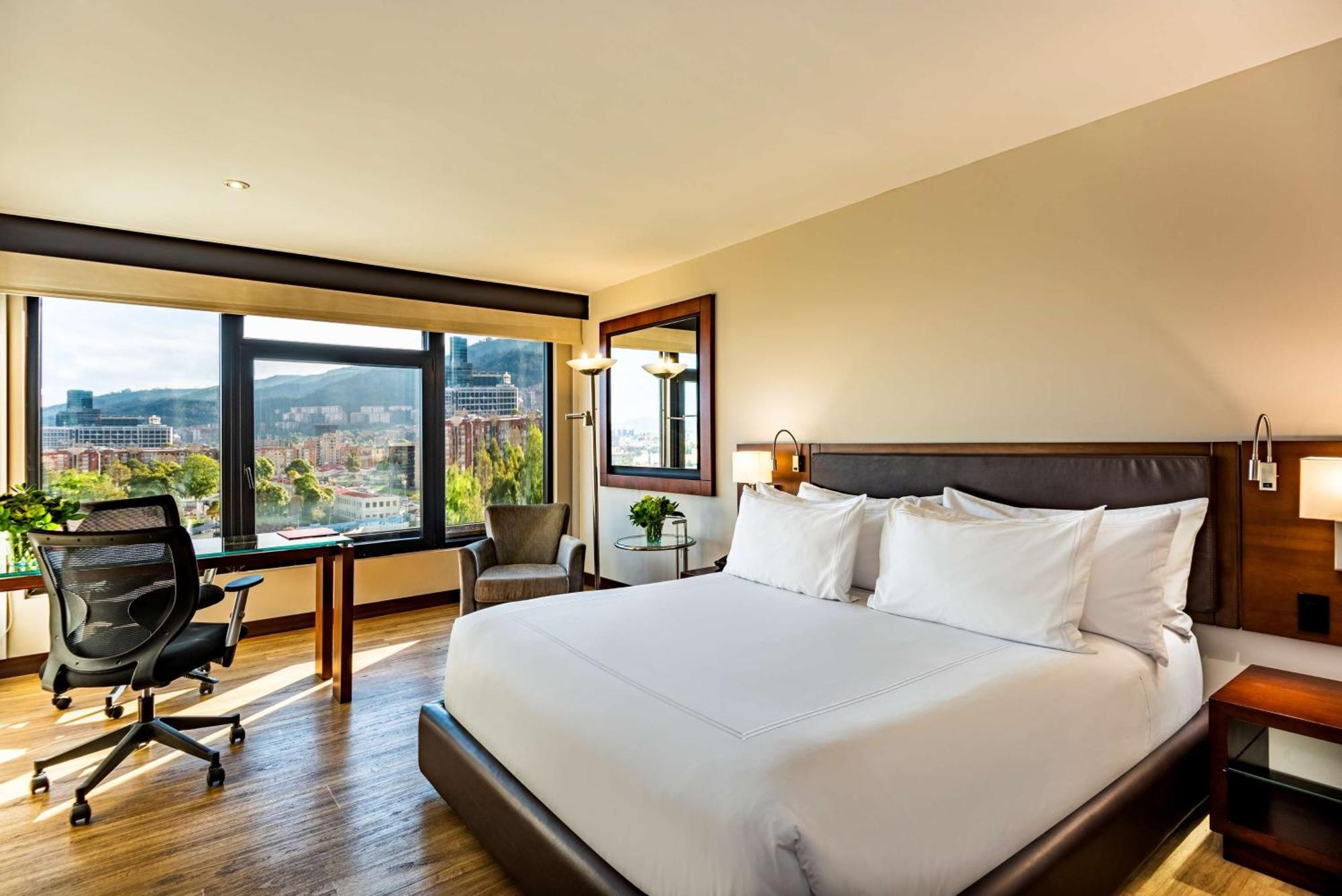 Nh Collection Bogota Wtc Royal Hotel Exterior photo
